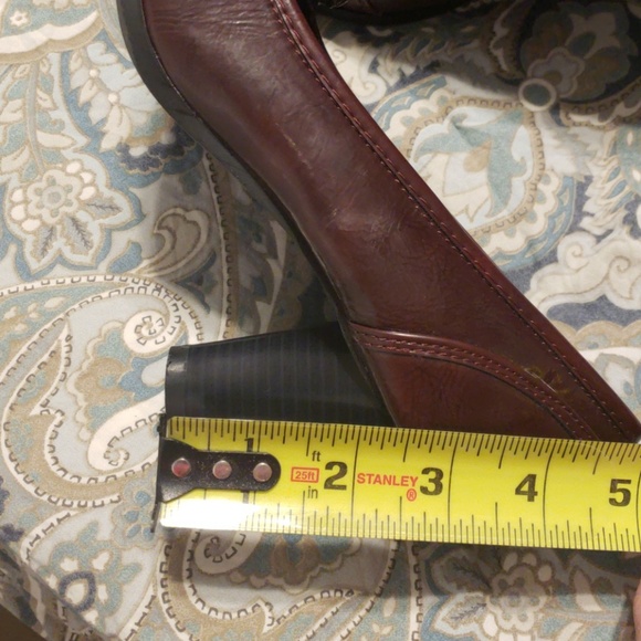 Shoes - Picture 7 of 7